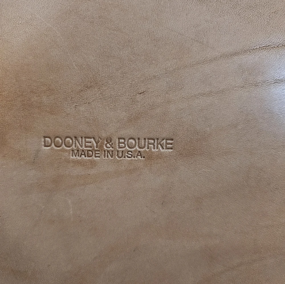 Vintage Dooney & Bourke Cabriolet Bucket Tote Bag GUC